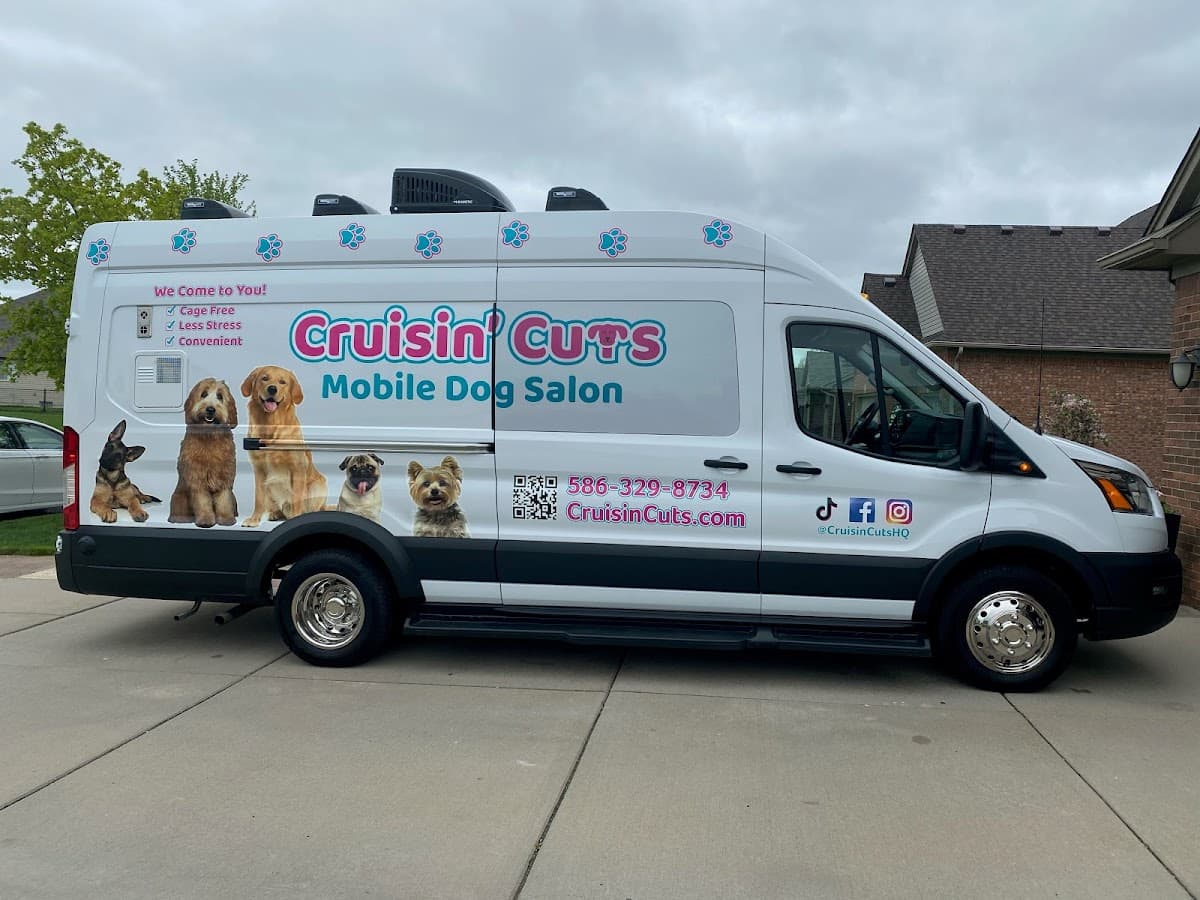 Cruisin' Cuts Mobile Dog Grooming - Mobile dog grooming in Pearl Beach, MICHIGAN