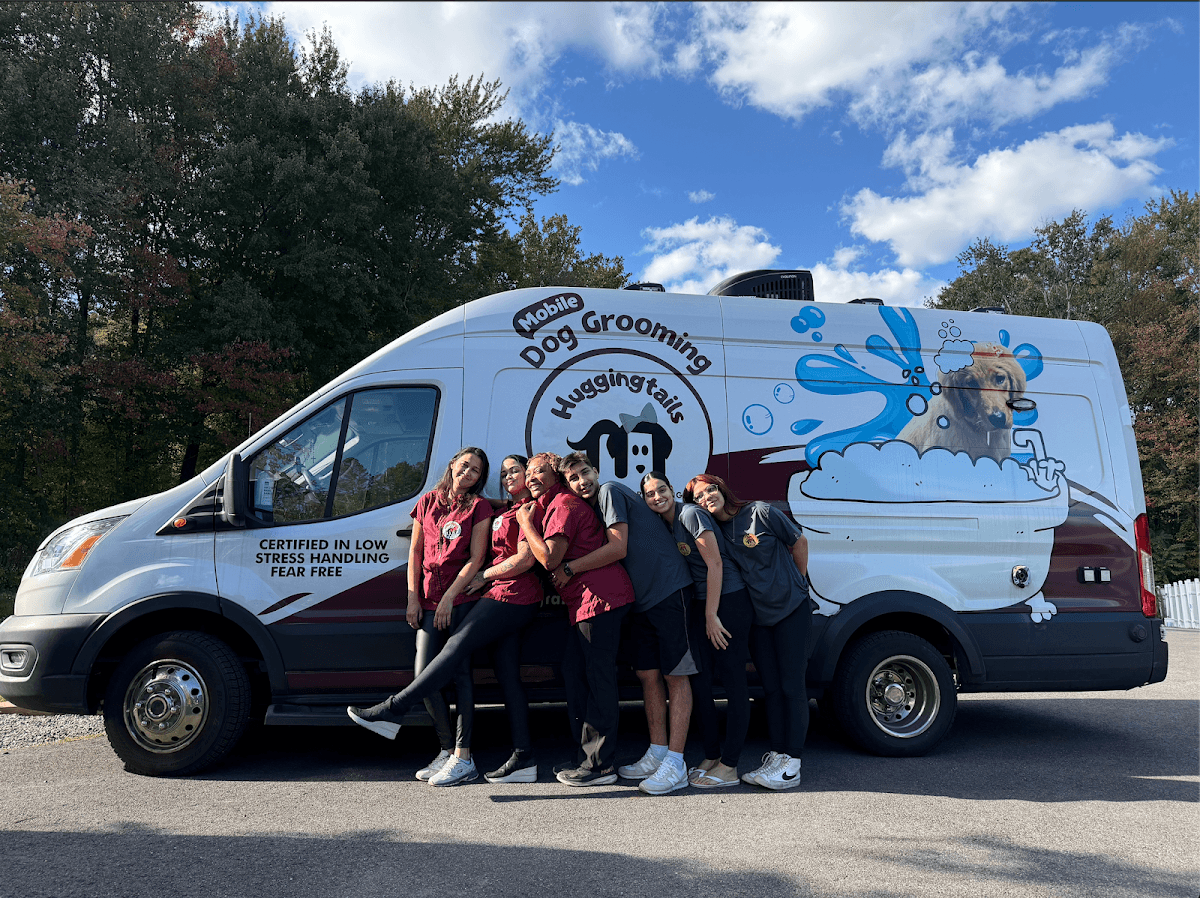 Huggingtails Mobile Dog Grooming and Boarding - Mobile dog grooming in Monroe, CT